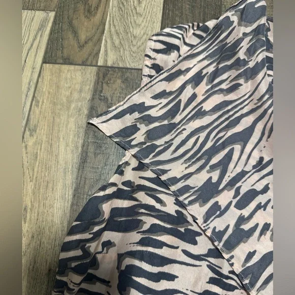 CAbi Sleeveless Silk Blouse - Picture 4 of 6